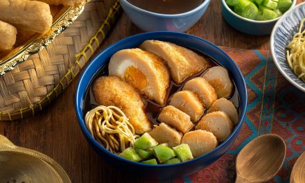 Pempek Palembang Cita Rasa Legendaris Dari Sumatera