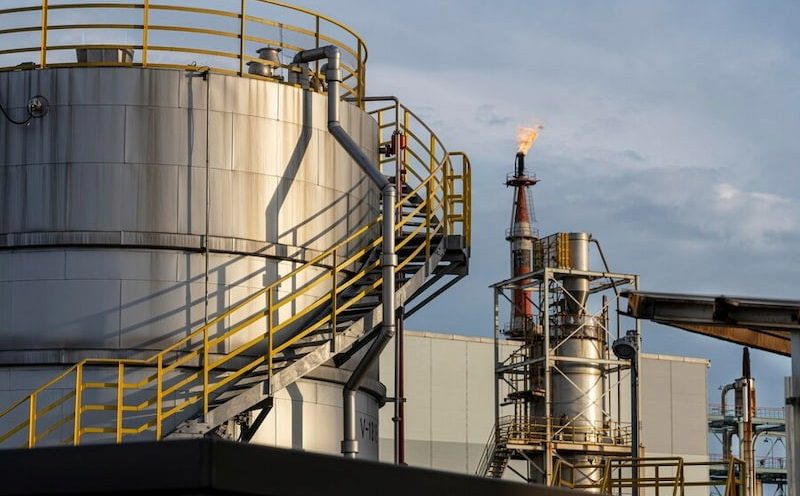 Bahan Cair Hasil Bumi Salah Satunya Minyak Tanah