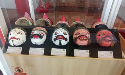 Penutup Wajah Yang Memiliki Arti Dan Makna Penggunaan