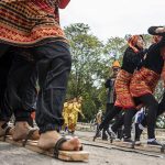 Alas Kaki Tradisional Sebuah Bakiak Kayu