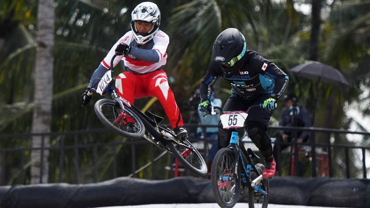 Atlet Pesepeda BMX Yang Banyak Di Modifikasi