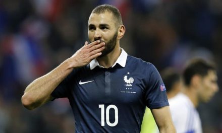 Pesepakbola Perancis Benzema Dengan Skill Dan Kelincahan