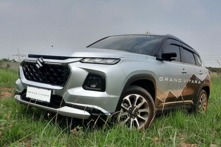 Kendaraan Zaman Modern Salah Satunya Mobil SUV