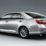 Kendaraan Sedan Mobil Toyota Camry Yang Cukup Elegan