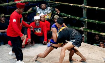 Tradisi Olahraga Pencak Dor Dari Pulau Jawa