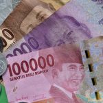 Transaksi Jual Beli Dengan Perangkat Sah Uang