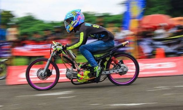 Balap Jalanan Drag Yang Tentunya Sangat Di Larang