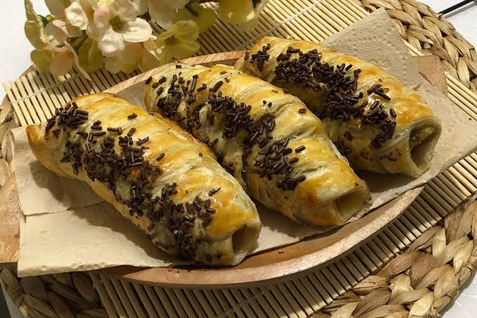 Camilan Berbahan Pisang Di Lapisi Kulit Tepung
