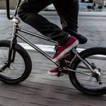 Ukuran Kecil Dari Sepeda BMX Untuk Penampilan