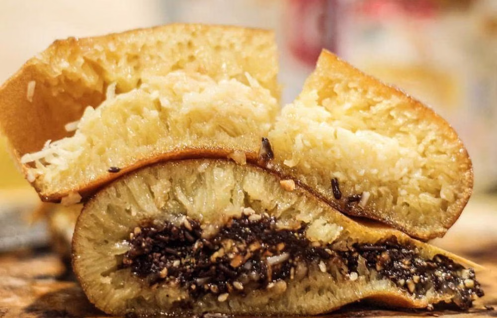 Jajan Pinggiran Martabak Dengan Rasa Yang Manis