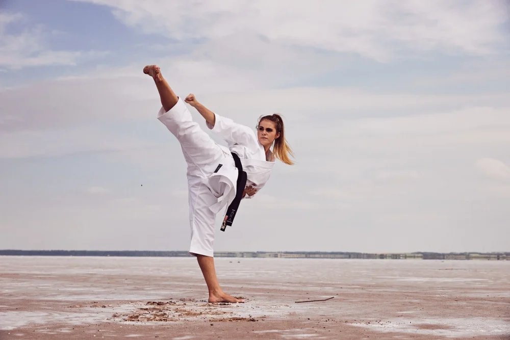 Olahraga Kekuatan Karate Dalam Membela Diri