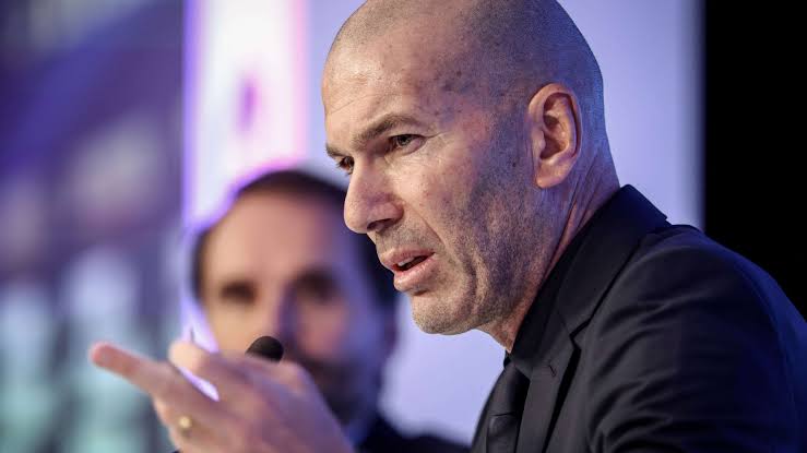Pesepakbola Legenda Prancis Yaitu Zinedine Zidane