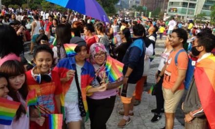 Suatu Komunitas LGBT Dalam Kehidupan Sekarang